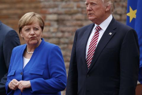 Trump gieo mâu thuẫn vào bà Merkel khi nói người Đức xấu, rất xấu - 0