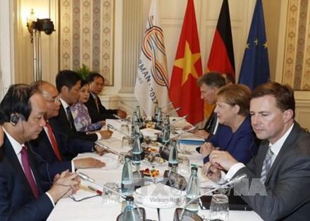 Thủ tướng Nguyễn Xuân Phúc hội đàm với Thủ tướng Đức Merkel - 1