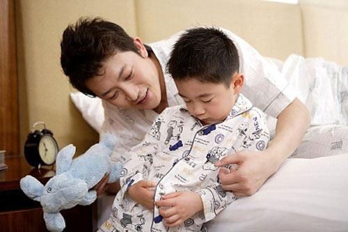 Con yêu, cha mẹ không nợ con! Câu chuyện khiến các ông bố bà mẹ giật mình - 1