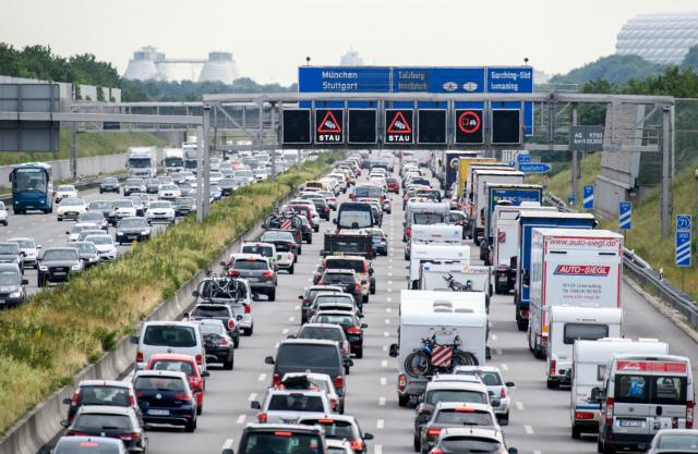 Autobahn: Tài xế Đức là những tay lái chuyên nghiệp và nghiêm túc nhất thế giới - 0