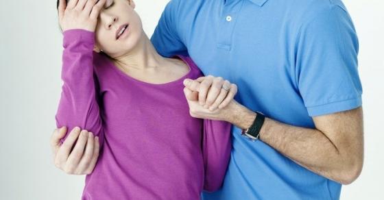 132 3 7 Dau Hieu Som Canh Bao Tim Dang Gap Van De Nghiem Trong