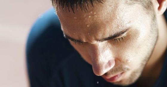 132 5 7 Dau Hieu Som Canh Bao Tim Dang Gap Van De Nghiem Trong