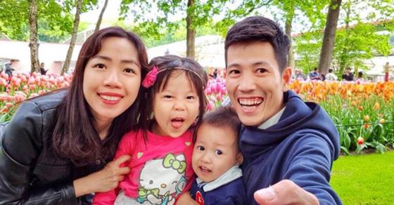 132 3 Hanh Trinh Tu Lai Xe Dua Hai Con Di Khap Chau Au Cua Doi Vo Chong Viet