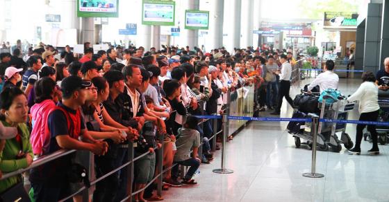 132 1 Noi Long Kho Noi Cua Nhung Viet Kieu Khi Don Nguoi Than Sang Dinh Cu