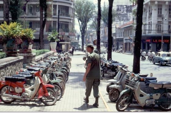 132 17 Ngam Sai Gon Hoa Le Truoc Nam 1975 Qua 22 Thuoc Anh Mau Quy Gia