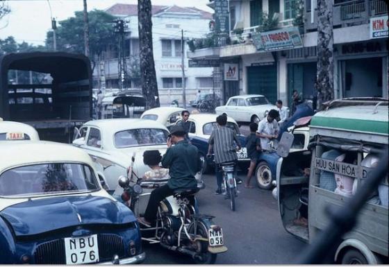 132 18 Ngam Sai Gon Hoa Le Truoc Nam 1975 Qua 22 Thuoc Anh Mau Quy Gia