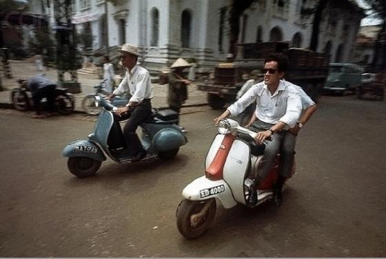 132 20 Ngam Sai Gon Hoa Le Truoc Nam 1975 Qua 22 Thuoc Anh Mau Quy Gia