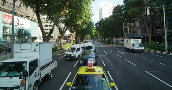 132 1 Vi Sao Co Nuoc Chay Xe Ben Phai Co Nuoc Ben Trai