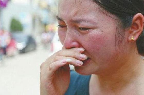 132 1 Phat Hien Con Gai 8 Thang Tuoi Co Mui La O Vung Kin Me Dua Con Den Benh Vien Roi Dung Tim Vi Biet Toi Loi La Do Chinh Minh