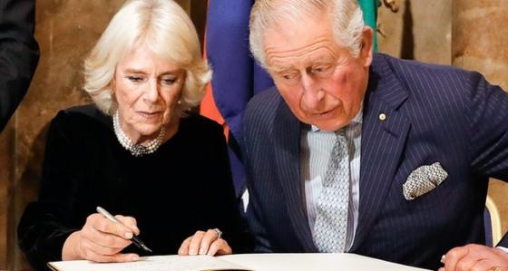 Thái tử Charles và bà Camilla đã ký giấy ly hôn, quyết định "đường ai nấy đi"?