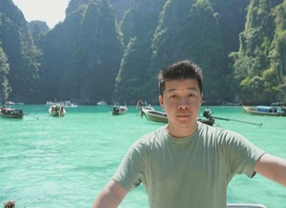 132 1 Bi Bon Cuop Danh Nhan Vien Khach San Goc Viet Khong The Cu Dong Duoc Tay Chan