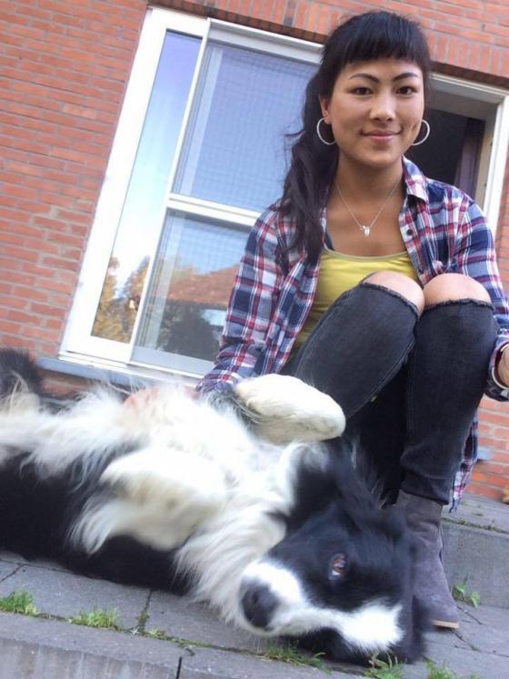 132 7 Co Be Hmong Gay Bao Mxh 14 Nam Ve Truoc Vi Vu Troi Tay Cung Chong Bi Va 2 Con Xinh Xan