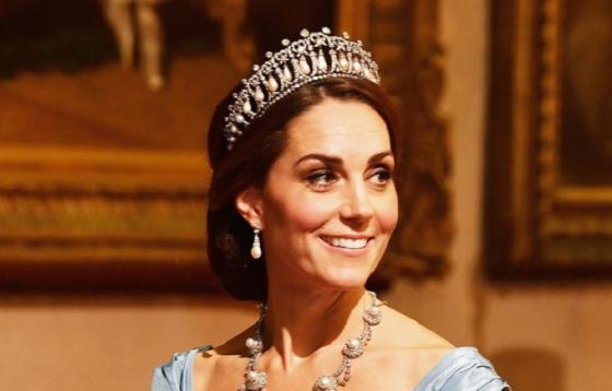 132 1 Tu Ton Chi La The Dien Ben Ngoai Tu Tin Den Tu Sau Tham Noi Tam Minh