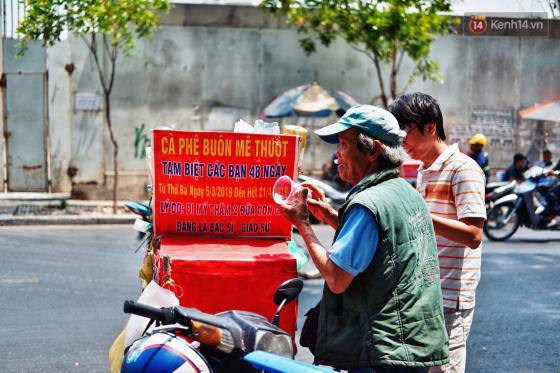 132 8 Chuyen Doi Cua Nguoi Cha Sau Tam Bang Thong Bao Day Tu Hao Vo Mat Phai Ban Nha De Co Tien Cho 2 Co Con Gai An Hoc Ben Dat My