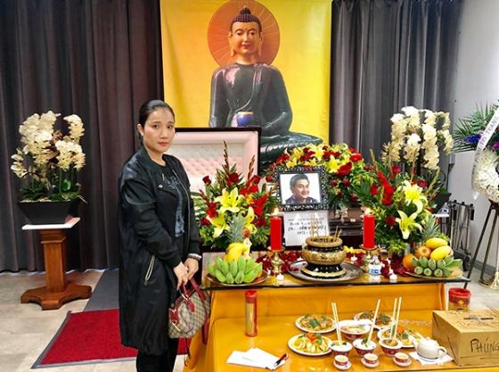 132 3 Nhieu Dong Nghiep Khan Gia Vieng Anh Vu Lan Cuoi Tai My