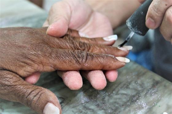 132 4 Viet Kieu My He Lo Goc Khuat Nghe Nail Cho Giac Mo Neo Dau Tien Nhieu Nhung