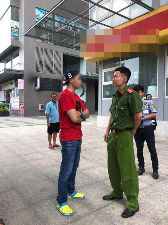 132 3 Bi Nhac Nho Khi Dat Cho Trong Khuon Vien Chung Cu Nam Viet Kieu Quat Nat Bac Bao Ve Cung Nhieu Nguoi Lon Tuoi Cho Tao La Cho Nam May Lanh
