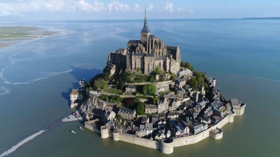 132 1 Mont Saint Michel  Oc Dao Thien Duong Giua Long Bien Khoi