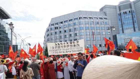132 1 Nguoi Viet O Duc Bieu Tinh Truoc Dai Su Quan Trung Quoc Tai Berlin
