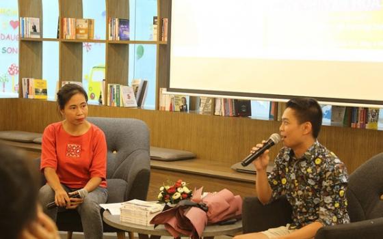 132 1 Nha Van Trang Ha Co Mot Thuc Te La Nguoi Viet Rat Cuong Trai Tay
