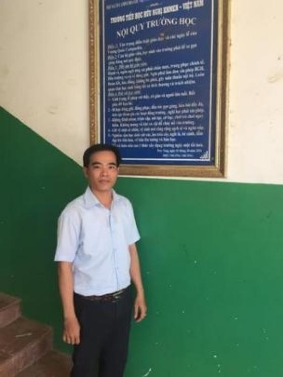 132 2 Thay Giao Viet Day Du Thu O Campuchia