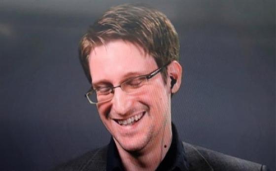 132 1 Cuu Nhan Vien Nsa Snowden Lan Dau Tiet Lo Chuyen Ket Hon Bi Mat O Nga
