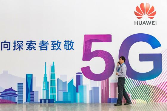 Tại sao Huawei muốn chuyển giao công nghệ 5G cho phương Tây?