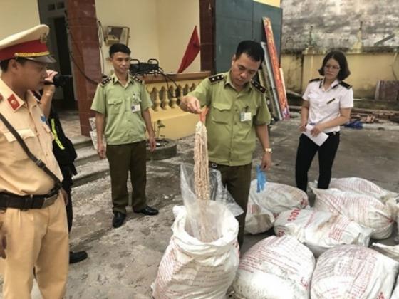 132 1 Long Non Thoi Nam Lon Boc Mui Tu Trung Quoc Tuon Ve Viet Nam