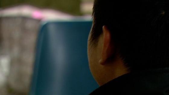 132 2 Hanh Trinh Treo Nguoi Duoi Gam Xe Tai Va Cuoc Song Khong Biet Ngay Dem Cua Nguoi Viet Di Cu Trai Phep O Anh