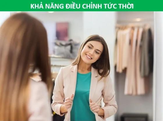 Vì sao chúng ta lại thấy mình đẹp nhất khi soi gương?