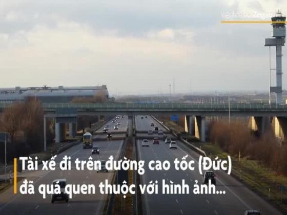 132 1 doc dao may bay di qua cau vuot duong cao toc moi ngay tai duc