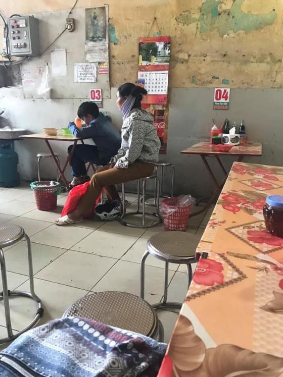132 1 Con An Di Me No Roi   Cau Noi Doi Kinh Dien Cua Me Nhung Phai Lon Con Moi Du Hieu
