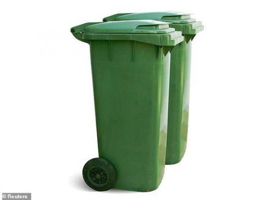 132 7 Nhung Hinh Anh Cho Thay Chung Ta Dang An Nhua Nhieu Nhu The Nao