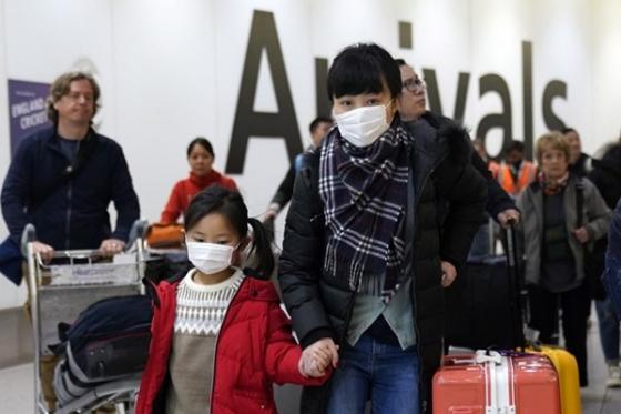 132 1 Phap Xac Nhan 3 Nguoi Nhiem Virus Vu Han   Nhung Truong Hop Dau Tien O Chau Au Hon 1100 Nguoi Tren Toan The Gioi Da Bi Nhiem Benh So Nguoi Chet Len Toi 41