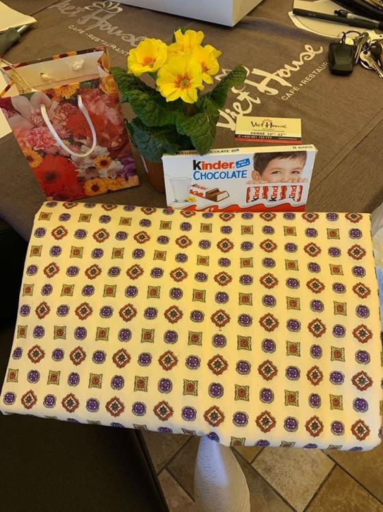 132 11 Phong Trao May Khau Trang Tang Dan Ban Dia Cua Nguoi Viet Tai Sec Thoi Covid  19