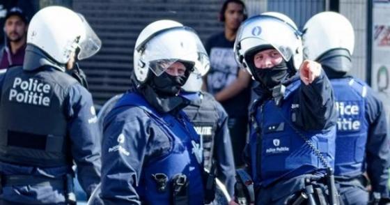 132 1 Bao Loan Tai Chau Au Giua Mua Dich Covid 19