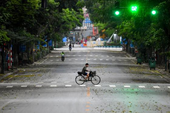 132 2 Bao Nhat Het Loi Khen Ngoi Viec Cach Ly Toan Xa Hoi O Viet Nam