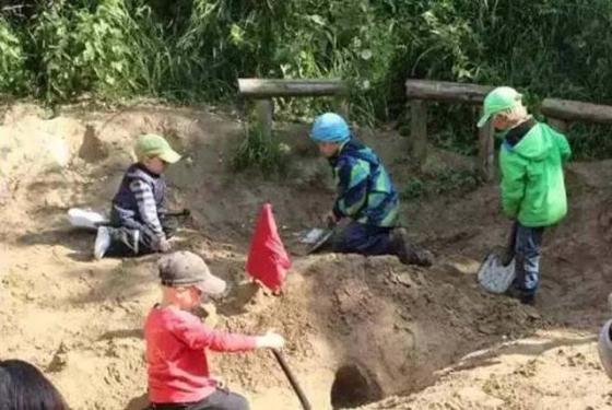 132 1 Vi Sao Giao Duc Nuoc Duc Lai Khien Tre Em Dam Me Tu Hoc
