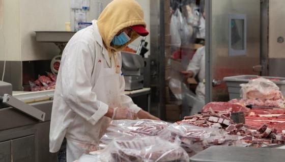 132 2 Thieu Thit My Cho Ong Lon Nganh Thit Cua Ty Phu Nguoi Trung Quoc Mo Cua Tro Lai