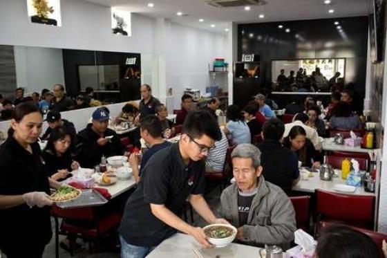 132 1 Nguoi Viet Giup Lot Xac Cabramatta Thanh Khu Am Thuc Noi Tieng Sydney