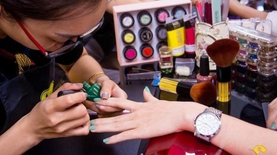 132 2 Su That Dang Chat Nghe Nails Cua Nguoi Viet O Duc Va Chau Au