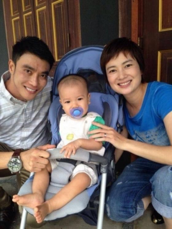 132 11 Lo Dien Nhung Sao Viet Lay Chong Tay Som No Toi Tan