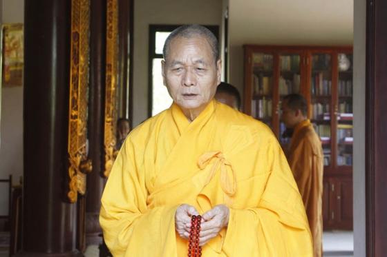 132 1 Bong Hong Cai Ao La Truyen Thong Dep Cua Nguoi Viet