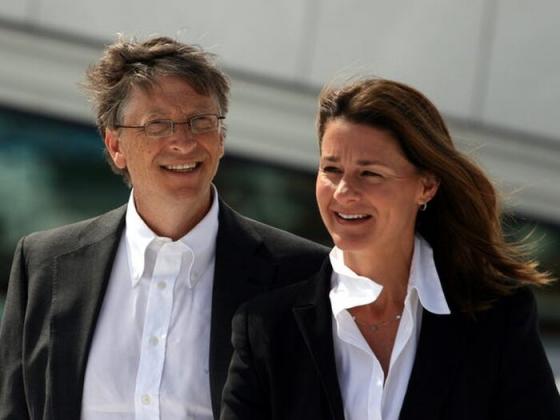 132 10 Tung Bi Bat Khong Biet Ngoai Ngu Va 12 Su That Thu Vi Khac Ve Bill Gates