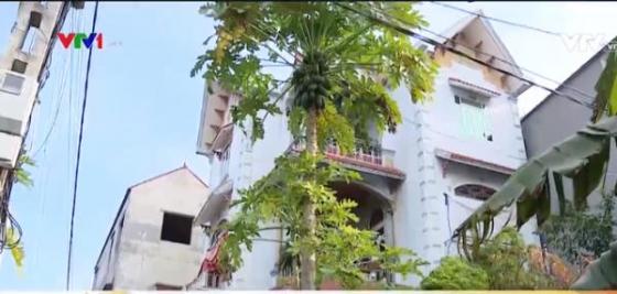 132 2 Ngo Ngang Khi Mot Ho Ngheo O Can Nha 3 Tang Do So Sang Trong Nhu Biet Thu O Bac Giang