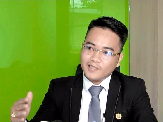 132 3 Nu Tiep Vien Hang Khong Bi Tai Xe Lai Xe Mercedes Tong Cao Trang Co Van De