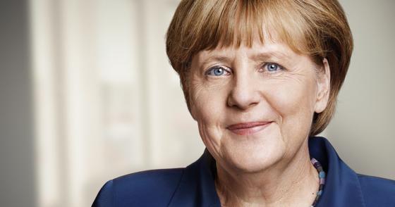 132 1 Angela Merkel  Tu Co Gai Nho Den Ba Me Quoc Dan