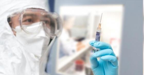 132 1 Nguoi Tiem Thu Vaccine Covid 19 Chi Nam Thoi Cung Du Dau