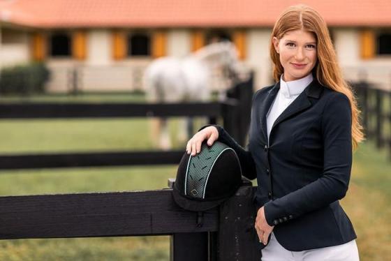 132 17 Anh Thanh Tich Hoc Tap Cuc Khung Cua Cac Ai Nu Nha Ty Phu The Gioi