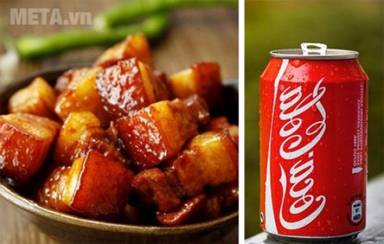 Đổi món với thịt kho Coca đậm vị, đẹp bắt mắt trong ngày đông lạnh giá